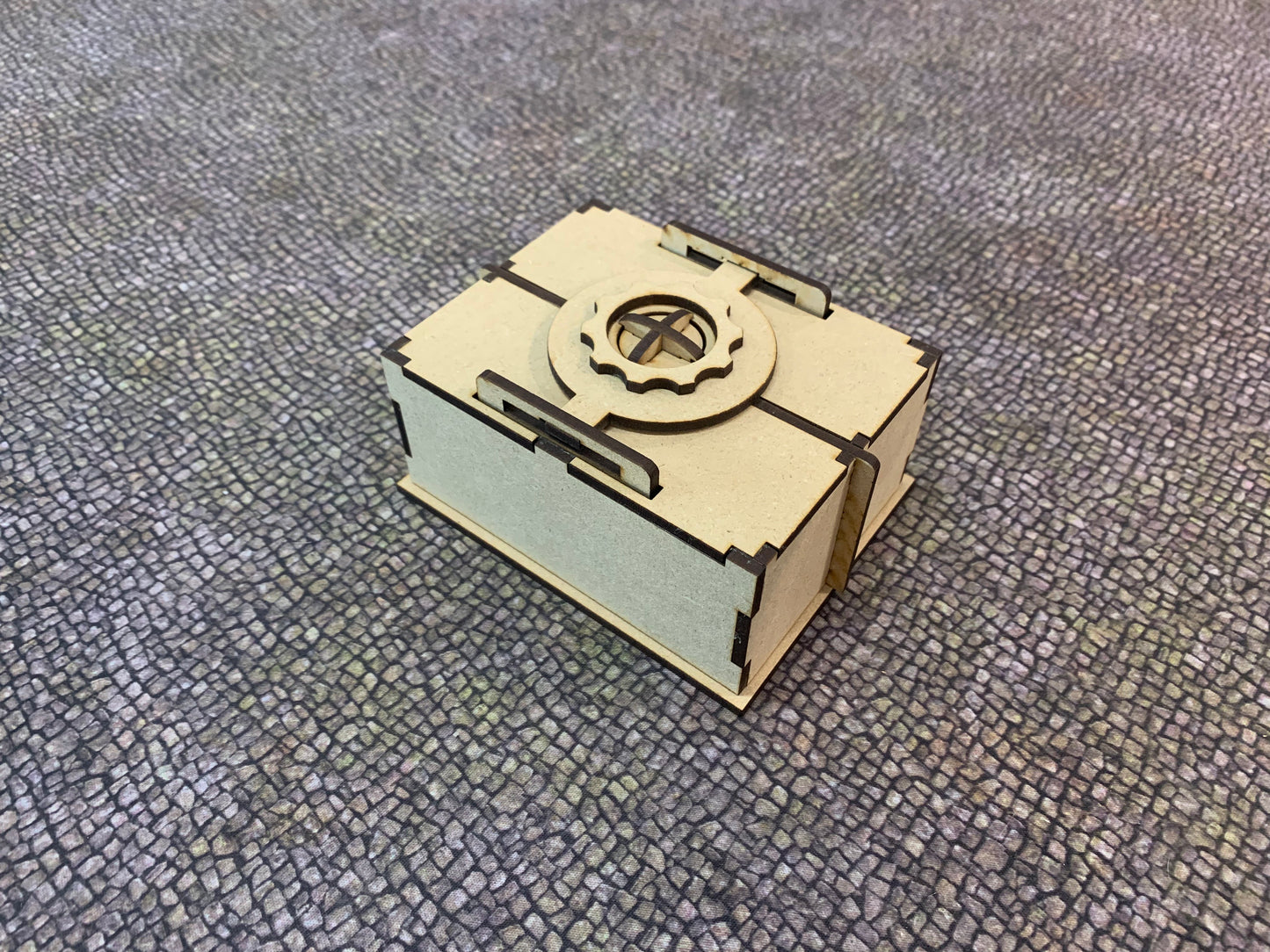 The Vault Deck Box (60)