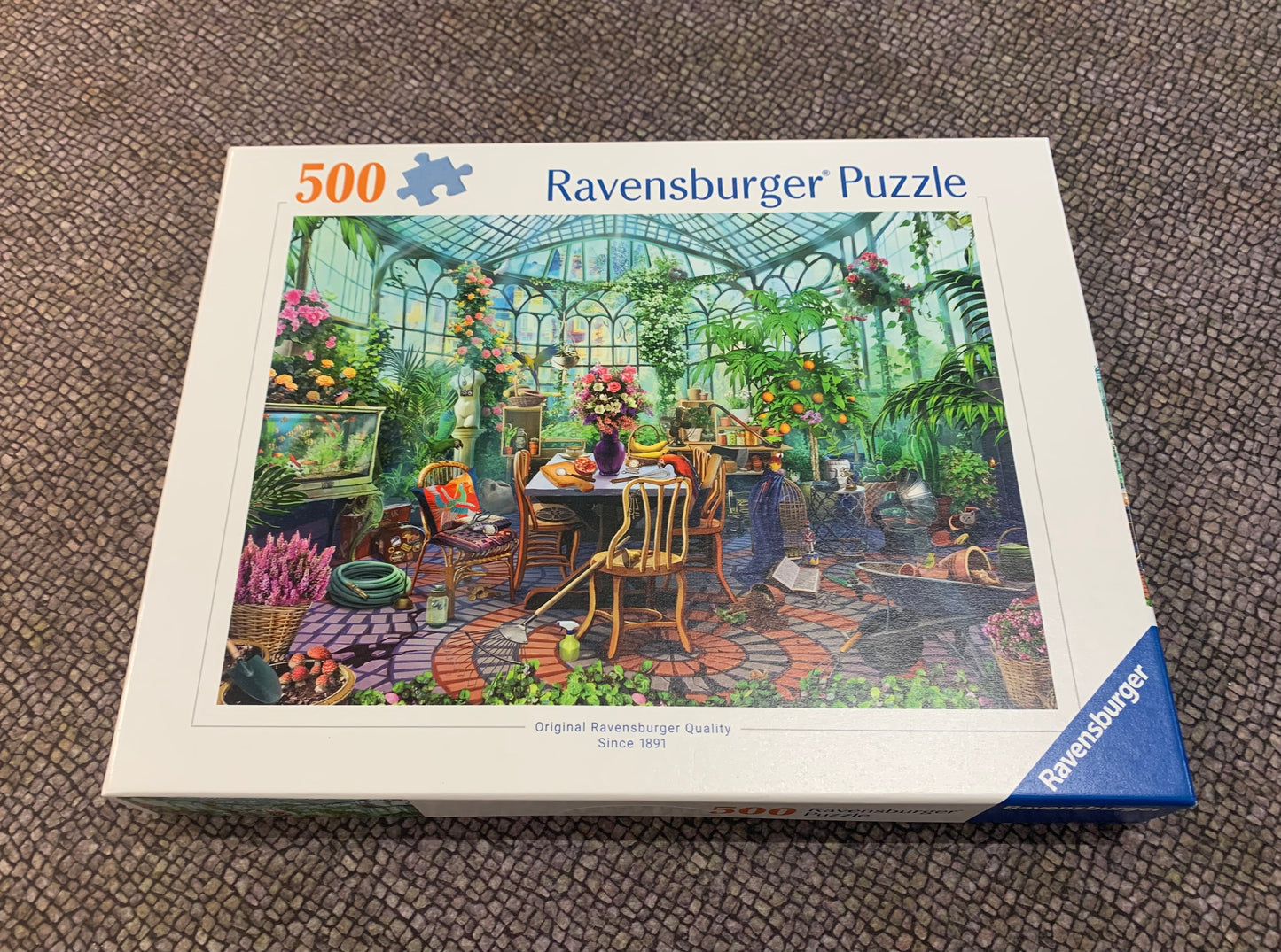 Greenhouse Morning- 500pc puzzle (Damaged Box)